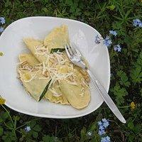 Ravioli mit Ricotta-Spinat-Füllung