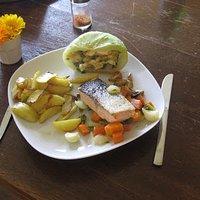 Gefüllte Kohlrabi mit Linsen zu Lachs