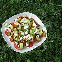 Gemüsiger Salat mit Feta