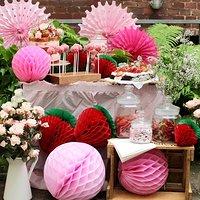 Think Pink: Strawberry Sweet table
