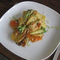 Gemüsepfanne mit Käsesauce