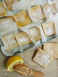 Lemon Bars oder einfach gesagt: saftige Zitronenschnitten und eine Liebeserklärung an die Einfachheit der Dinge