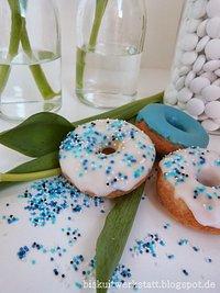 Gebackene Donuts oder auch: Einblicke in die Polizeiparty Teil IV