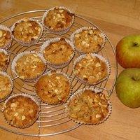 Apfel-Dinkel-Mandel-Muffins