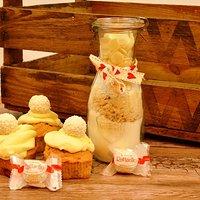 Raffaello Muffins- ein weißer Kokostraum- auch als Backmischung im Glas