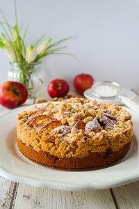 Apfel-Walnuss-Crumble-Kuchen