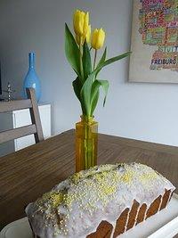 Buttermilch-Zitronen-Kuchen...süß und kööööstlich.