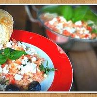 Tomaten-Rührei mit Feta - Ein Familienrezept