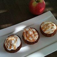 Apfel-Nuss-Karamell-Cupcakes...süß und köstlich.