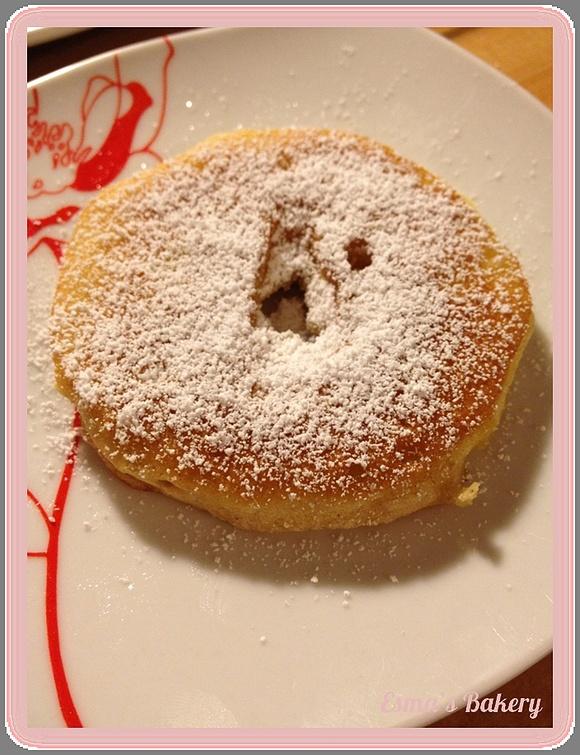 Glutenfreie frittierte Apfelscheiben