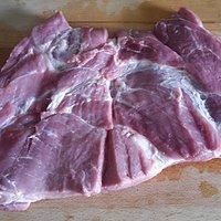 Geräucherter Hals mit Champignon-Brokkoli-Füllung
