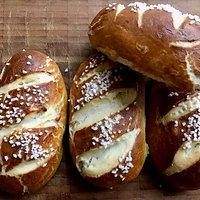 Laugenbrötchen