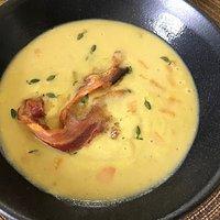 Französische Erbsensuppe