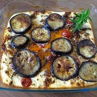 Moussaka mit Joghurtguss