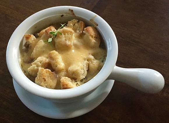 Zwiebelsuppe