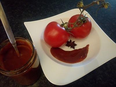 Fruchtige BBQ-Soße mit Ananas und Chili