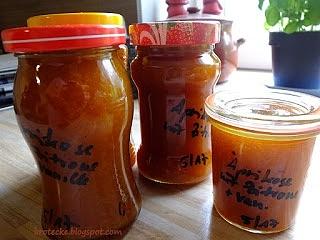 Aprikosenmarmelade mit Zitrone