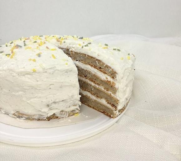 Gesunde torte zum 1. kindergeburtstag.
