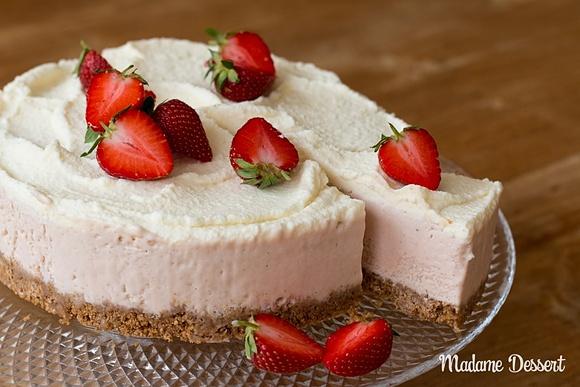 Erdbeereistorte – rezept für sommerliche fruchttorte