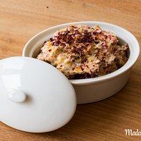 Feine Rosenbutter – Glanz und Gloria auf der Kaffeetafel