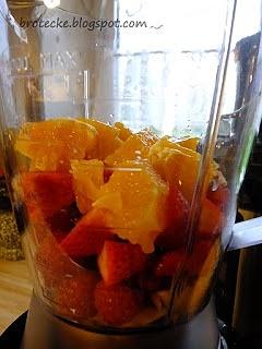 Mango-Erdbeer-Orange-Buttermilch