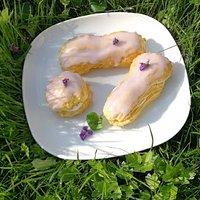 Veilchen-Eclairs