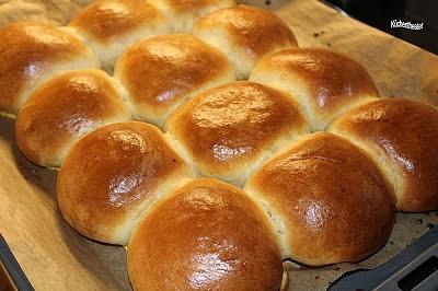 Milchbrötchen