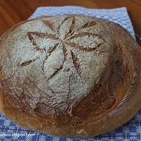 Weizen-Mischbrot zu Ernte-Dank