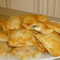 Häppchen: kleine süße und herzhafte Käsetaschen