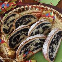 Hefeteig-Mohnstrudel