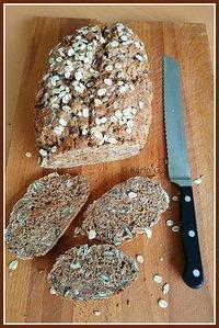 Saftiges Körnerbrot mit Möhren und Walnüssen