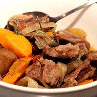 Rinderrippen Gulasch / Slow Cooker – Beef Ribs Goulash / Slow Cooker