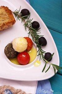 Selbstgemachter Frischkäse – Anti-Pasti mit Kräutern