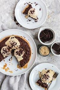 Schokoladige Brownie Tarte – Das Beste aus zwei Welten