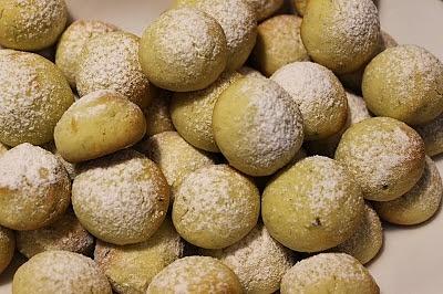 Go vegan Zitronen-Limetten Kugeln
