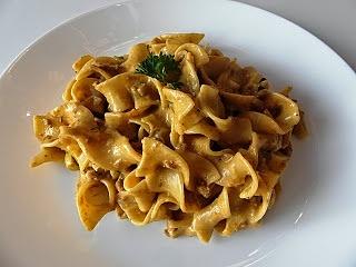 Lauch Kokossoße mit vegetarischem Hackfleisch