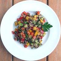 Quinoa salat – trendiger muntermacher