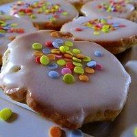 Mini- Amerikaner mit Zuckerkonfetti