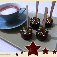 Trinkschokolade am Holzlöffel