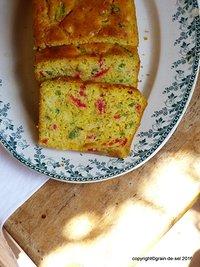 Anstoß: cake au maïs et poivrons
