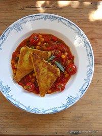 Im moment: polentaschnitten mit paprika-tomaten-mais-gemüse