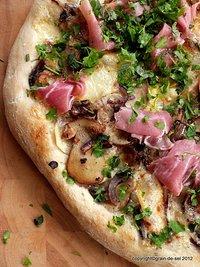 Kehrtwende zu: Pizza aux cèpes