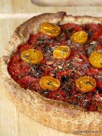 Tomatentarte auf selbstgemachtem Blätterteig