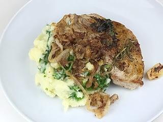 Kalbskotelett mit Wirsing-Kartoffelpüree