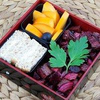 Bento nr. 665 rote-beete-rindfleischsalat.