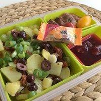 Bento nr. 559 mediterraner kartoffelsalat mit datteln im speckmantel.