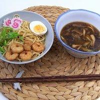 Tsukemen mit Narutu und Garnelen