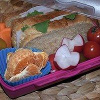 Bento nr. 286 sandwich mit putenaufschnitt.