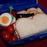 Bento nr. 257 käse-schinken-sandwich.