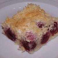 Buttermilchkuchen mit Kirschen